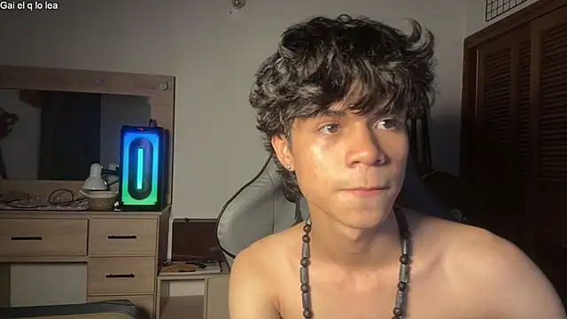 OopsAgain_n Webbikameraesitys