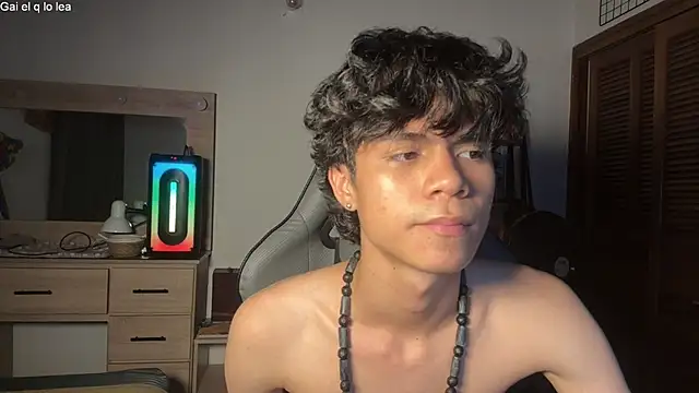 OopsAgain_n Webbikameraesitys