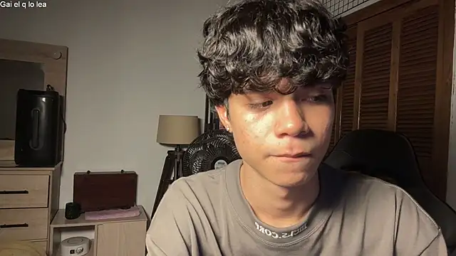 OopsAgain_ 在線直播表演