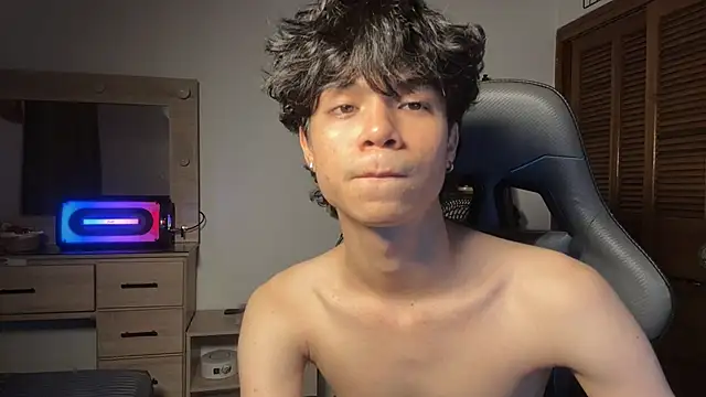 Show de OopsAgain_ na webcam