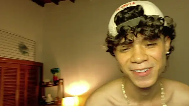 Show de OopsAgain_ na webcam