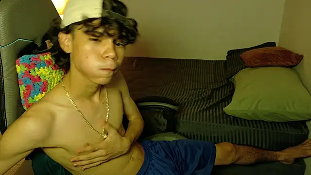 OopsAgain_ Show in webcam