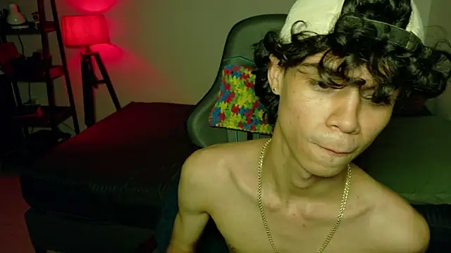 OopsAgain_ webkamerás műsora
