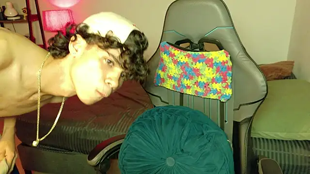 OopsAgain_n Webbikameraesitys