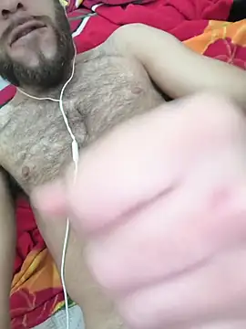 Show de MMilionari90523 na webcam