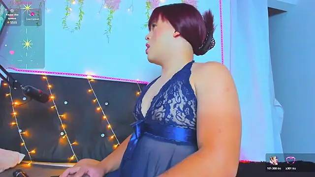 הופעת וובקאם של Danaa_moore_