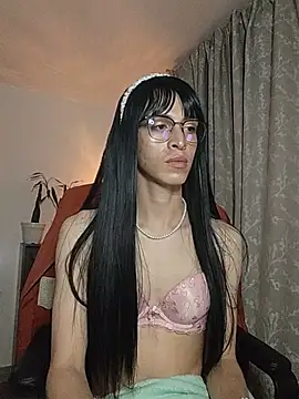 Andy_Roses Show in webcam