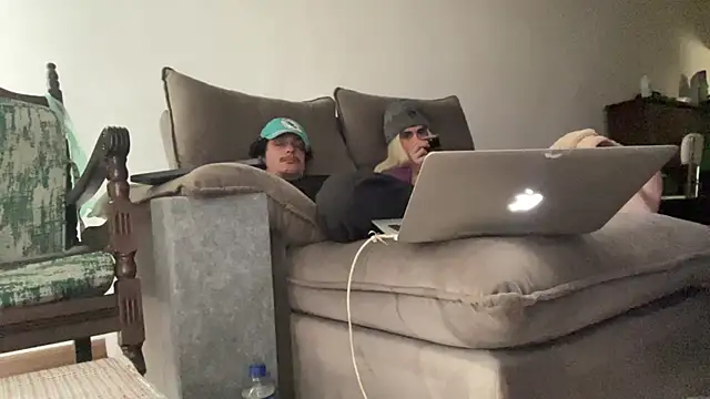 chrisalmeid_ Show Webcam