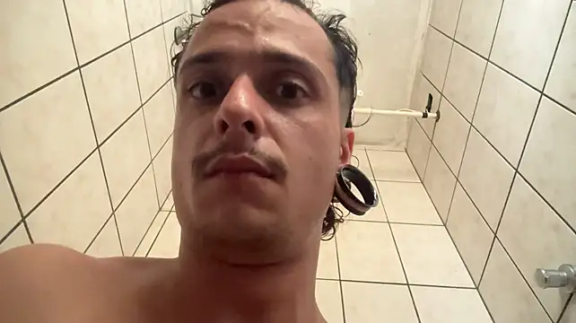 chrisalmeid_ Webcam show