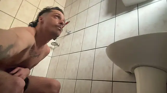 chrisalmeid_: вебкам-шоу
