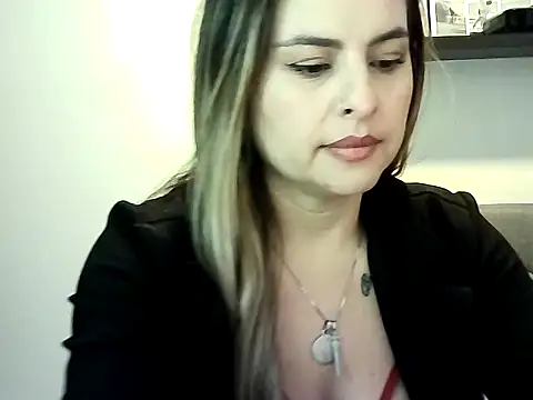 Valery__Rouse_'s Live XXX Chat