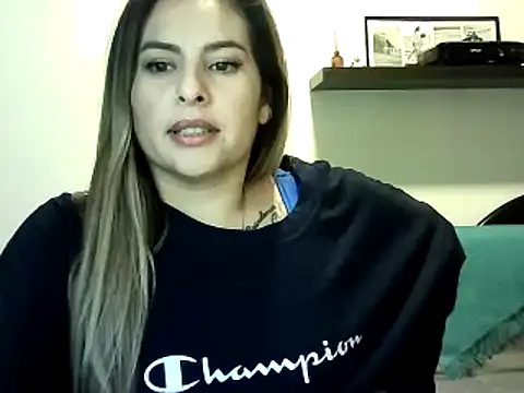 Valery__Rouse_'s Live XXX Chat