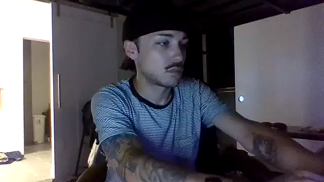 Jbenz420 Show in webcam