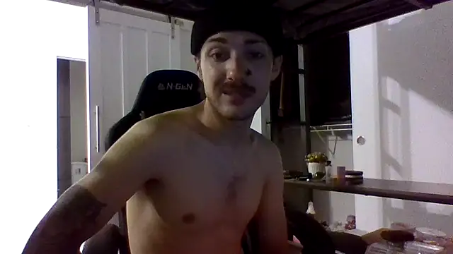 Jbenz420 Show in webcam