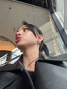 VendiMur Adlı Modelin Canlı XXX Sohbeti