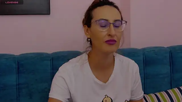LysAdn Live XXX chat