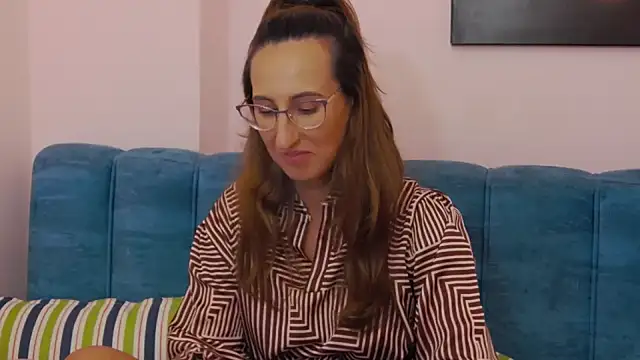 LysAd's Live XXX Chat