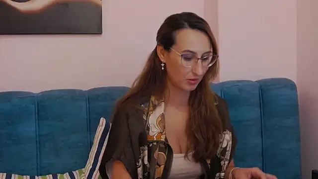 LysAd Adlı Modelin Canlı XXX Sohbeti