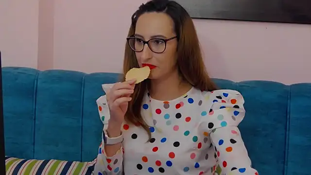 LysAd Adlı Modelin Canlı XXX Sohbeti