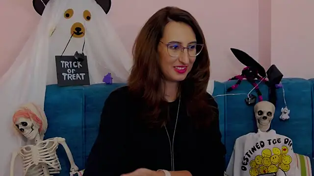 LysAd live XXX chat