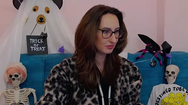 LysAd live XXX chat