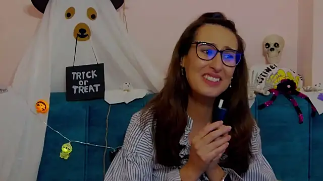 LysAd's Live XXX Chat