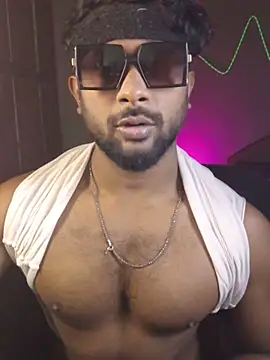 Ivy_the_goddess Show in webcam