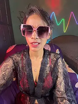 הופעת וובקאם של Ivy_the_goddess