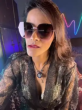 Ivy_the_goddess webcam show