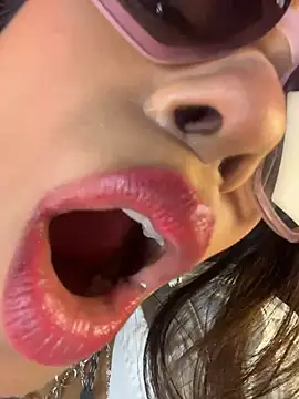 Ivy_the_goddess' Webcam Show