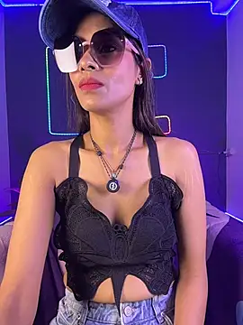 Pokazy przed kamerką – Ivy_the_goddess