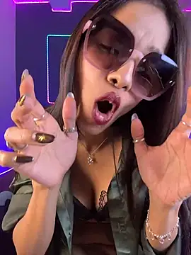 Ivy_the_goddess' Webcam Show