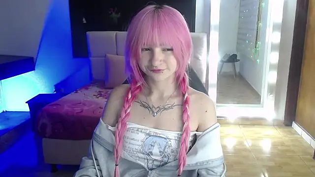 _Charlotte_Collins_のウェブカメラショー