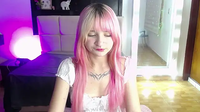 _Charlotte_Collins_ 在線直播表演