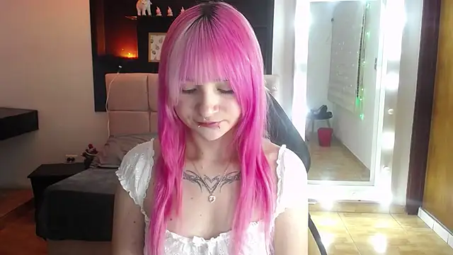 _Charlotte_Collins_ Chat XXX live
