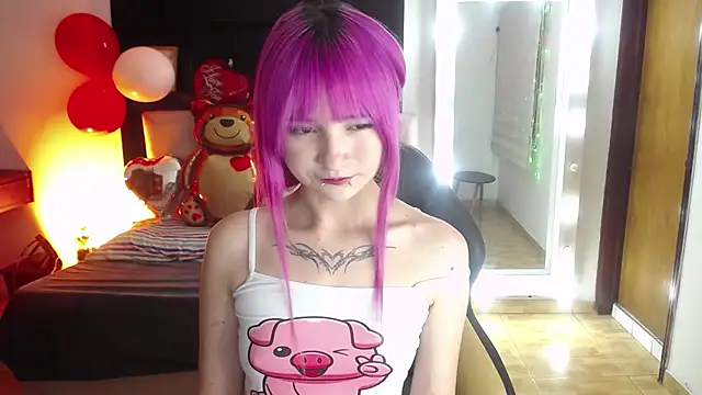 _Charlotte_Collins_のウェブカメラショー