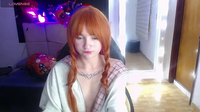عرض كام _Charlotte_Collins_
