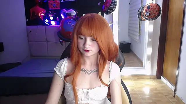 _Charlotte_Collins_ 라이브 XXX 채팅