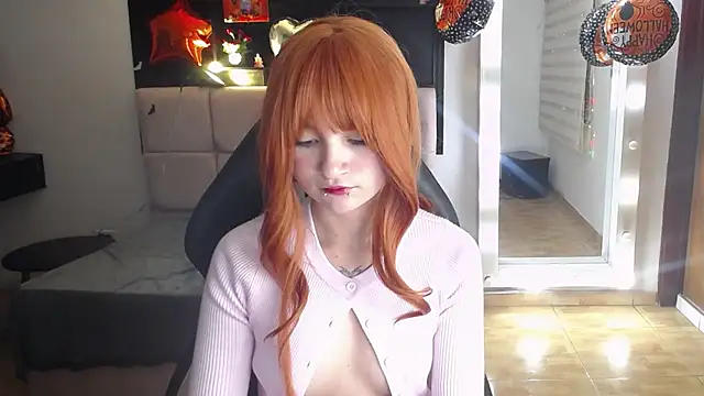 _Charlotte_Collins_のウェブカメラショー