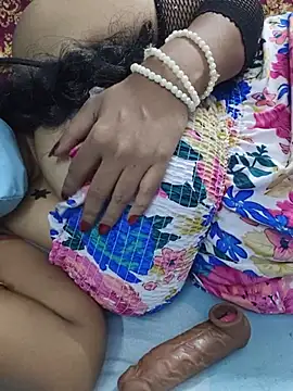 Tamil_Vennila_ Webcamshow