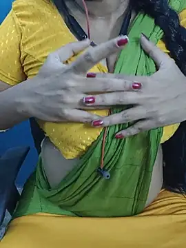 Tamil_Vennila_'s Webcam Show