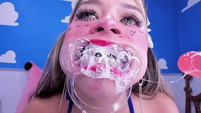 Онлайн чат XXX miss__evolet