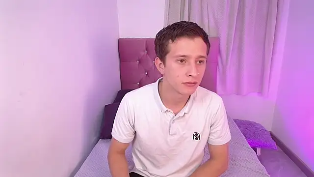 Show Webcam de mae_nathan_