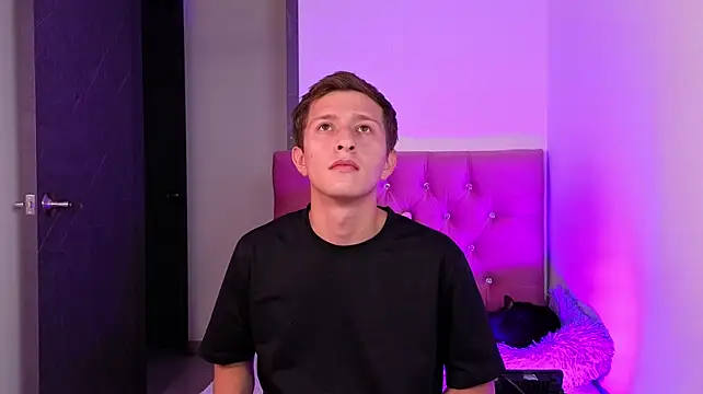 mae_nathan_ webkamerás műsora