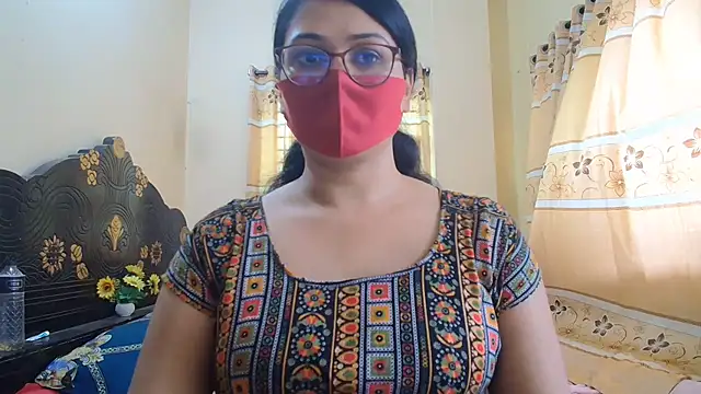 Pokazy przed kamerką – Elena_cruz5