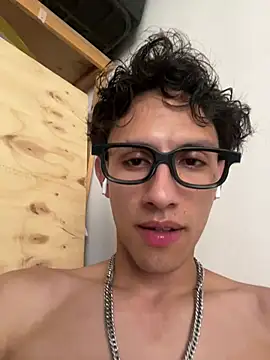 alexmendoza24's Webcam Show