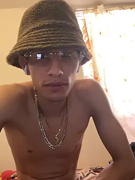 Pokazy przed kamerką – alexmendoza24