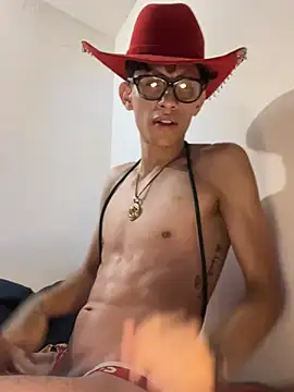 alexmendoza24 Show in webcam