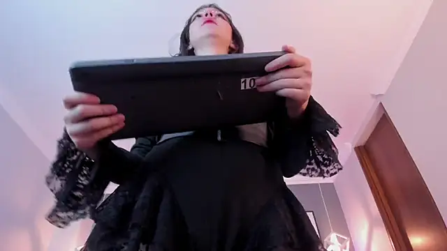 Show de Nina_Ford na webcam
