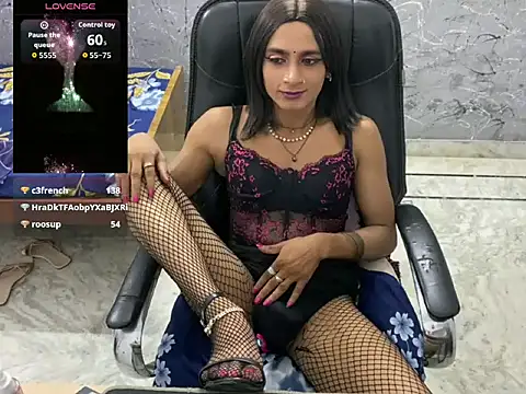 LuvLayla 网络视讯表演